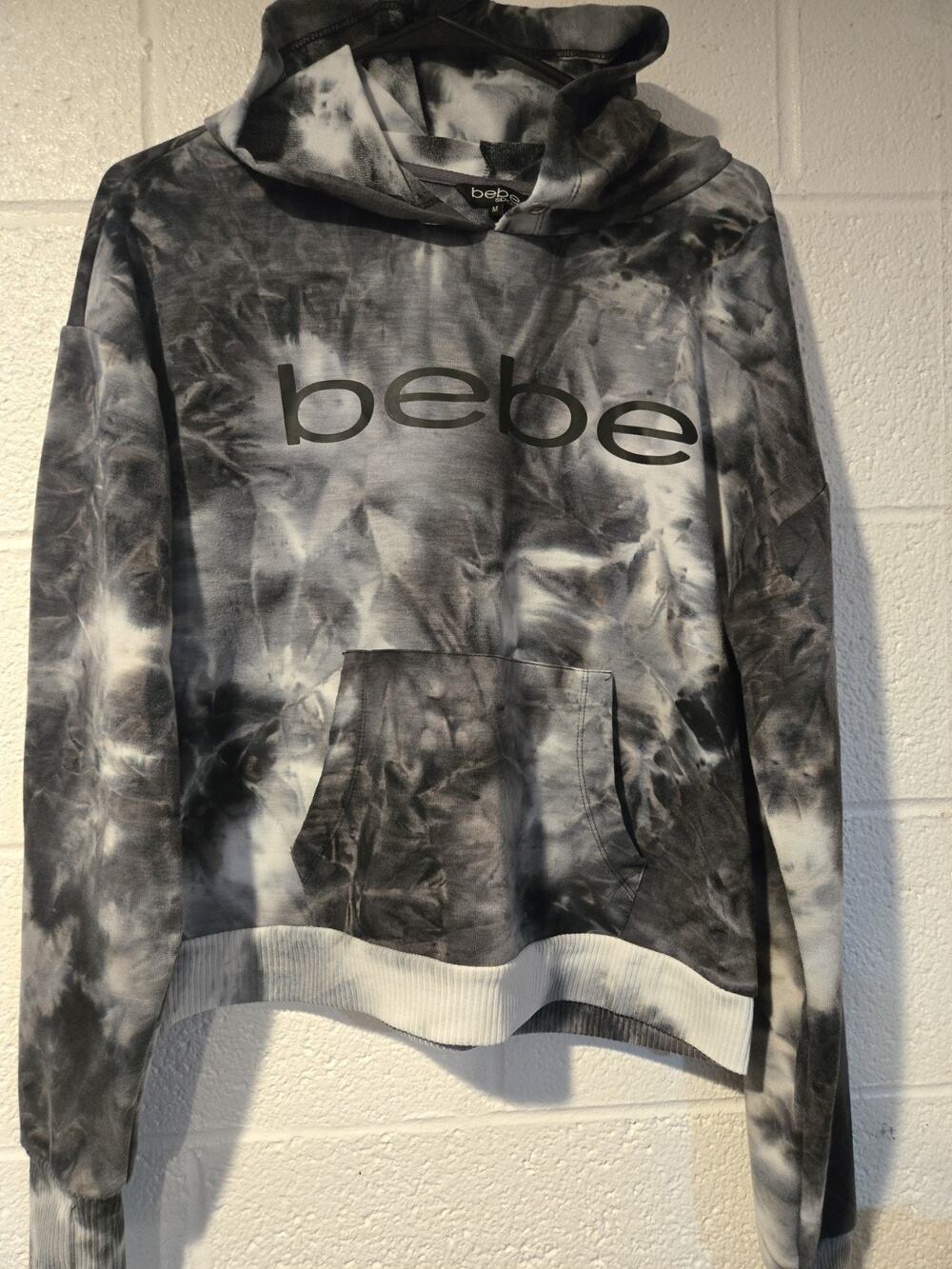 Bebe Womens Tiedye Hoodie Size Womens M Used Good Condition